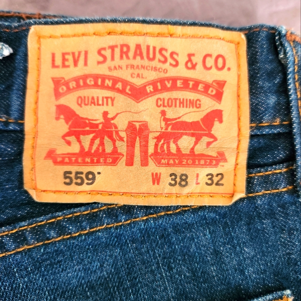 Levi's men's 559 W38 L32